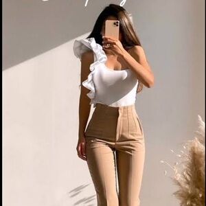 ZARA ASYMMETRIC RUFFLED BODYSUIT WHITE LARGE